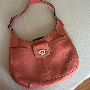 Perfect coach f13956. Salmon Leather